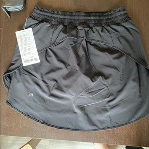Lululemon Hotty Hot Skirt TALL sz. 8